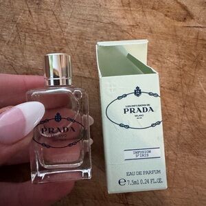 Prada Infusion d'Iris Eau de Parfum - Clear and Cream